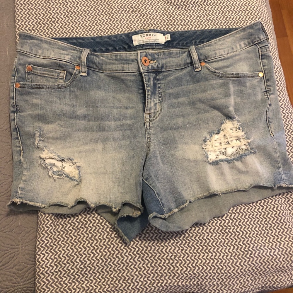Jean Torrid shorts 💙